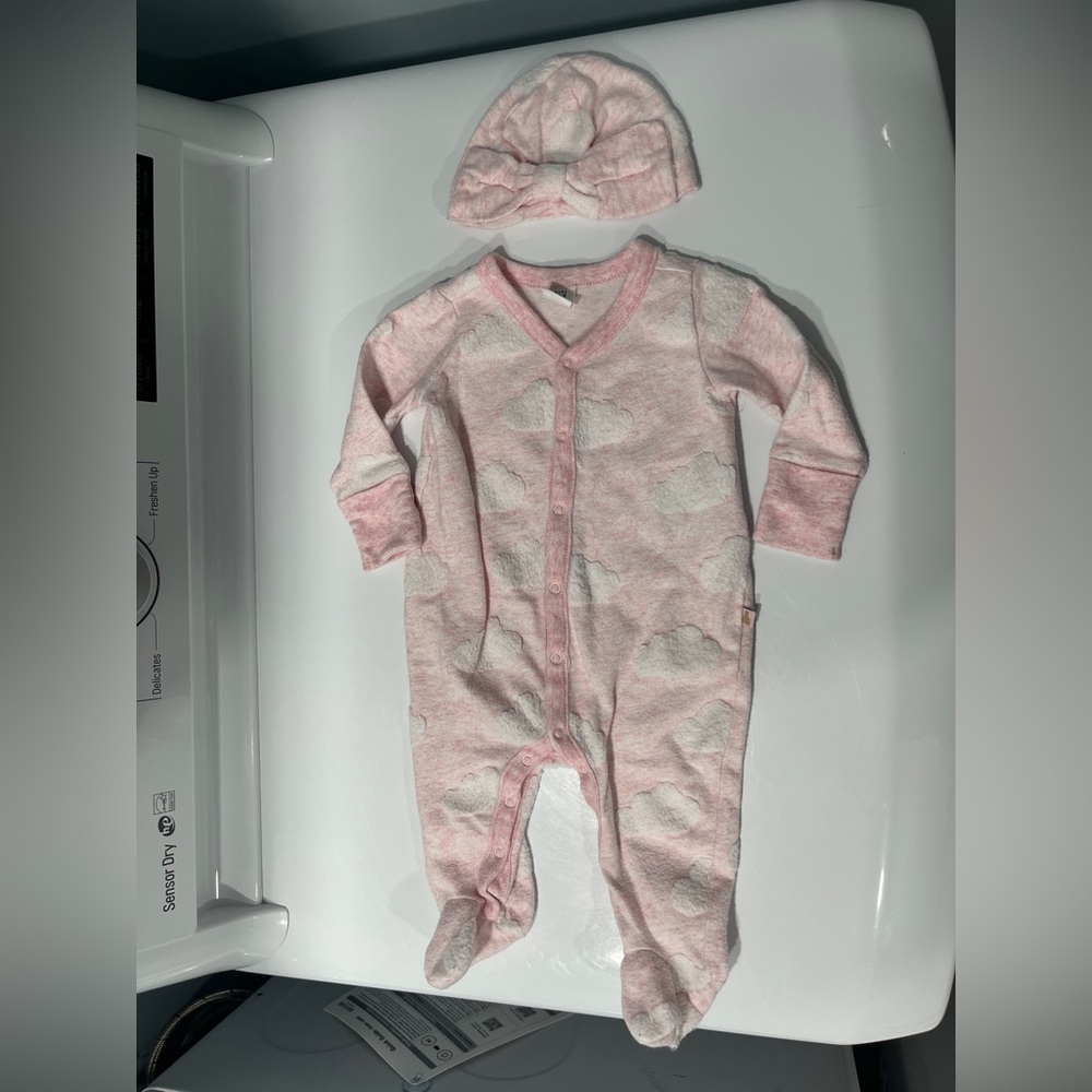 4/$20 BABY GAP pink girl set 0-3 months newborn
